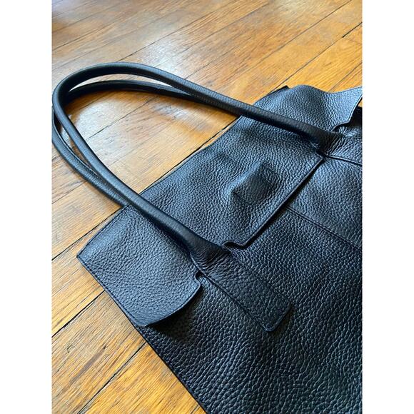 BANANA REPUBLIC Black Pebbled Leather Shoulder Bag (NWOT) - Picture 3 of 14